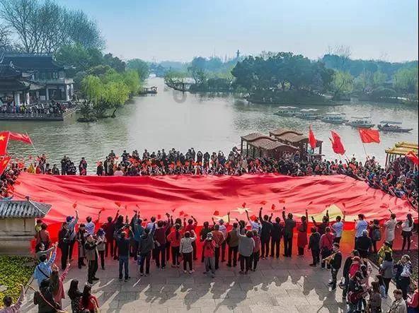 探索女人决定生孩子就要暂时牺牲事业吗?,发现更多乐趣
